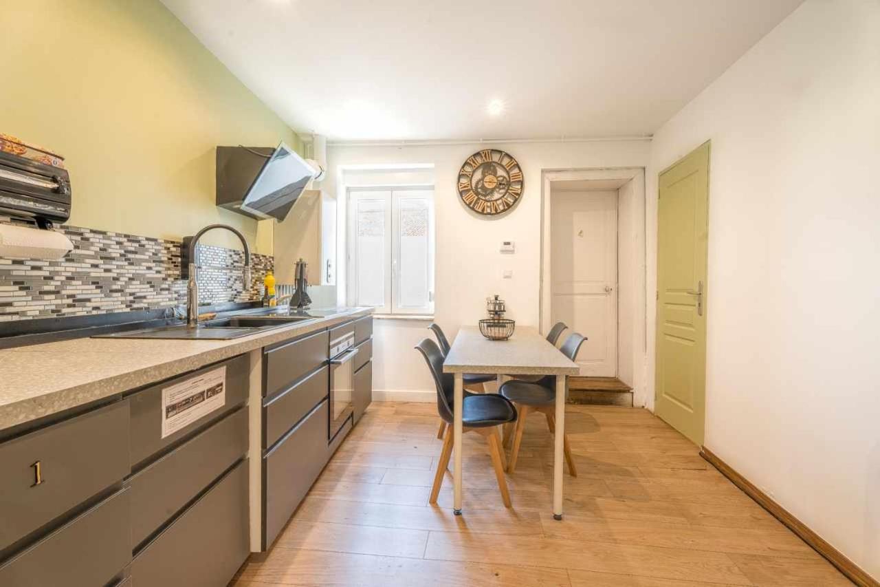 Chambre 26m avec salon et kitchenette privée Woippy Esterno foto